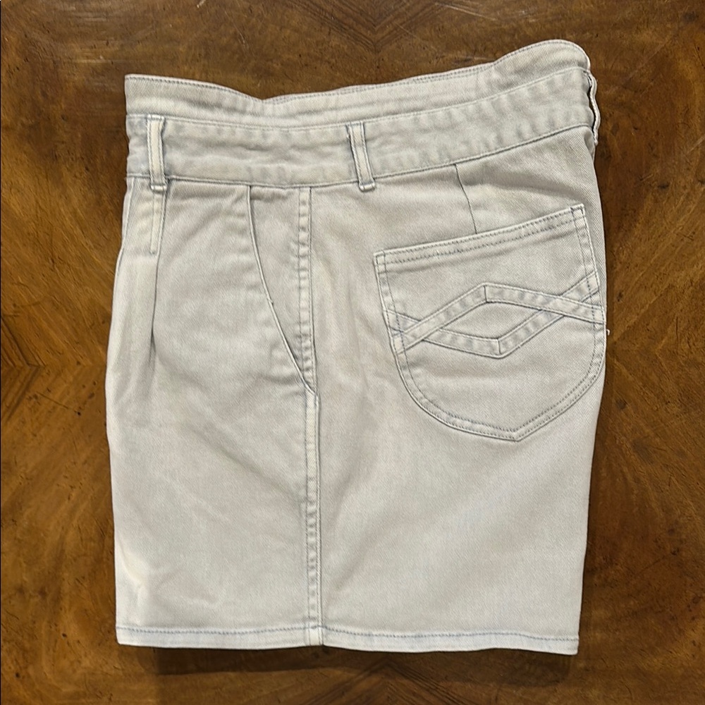 Women's Classic Fatherly Light Gray Jean Shorts